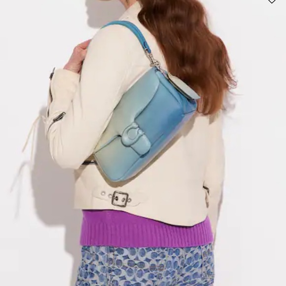 Coach Pillow Tabby LH/Aqua Multi 26 - Picture 4 of 10